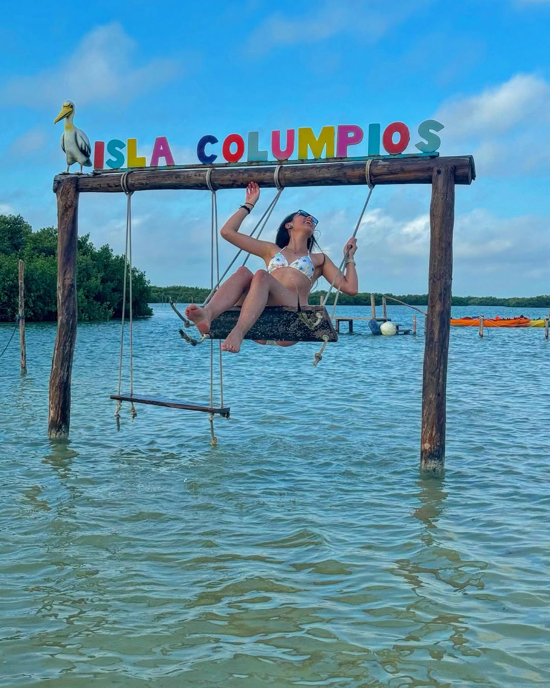 ISLA COLUMPIOS
