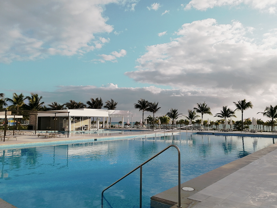 RIU Palace Costa Mujeres Hotel Pool