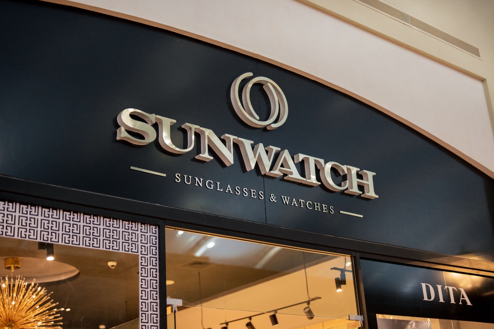 sunwatch, un nuevo destino de lujo y moda en gafas solares