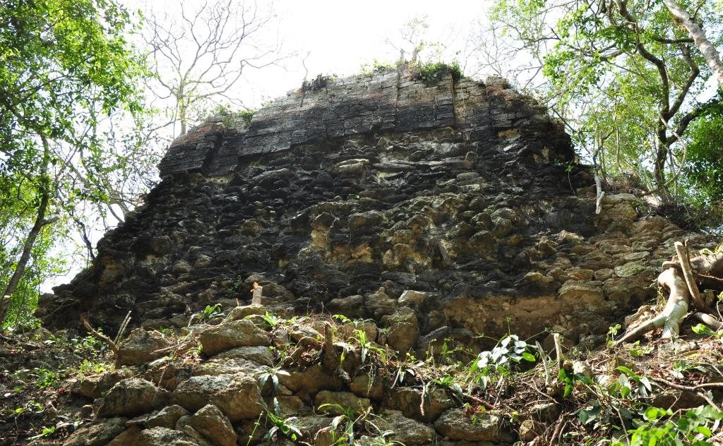 Tamchen zona arqueologica