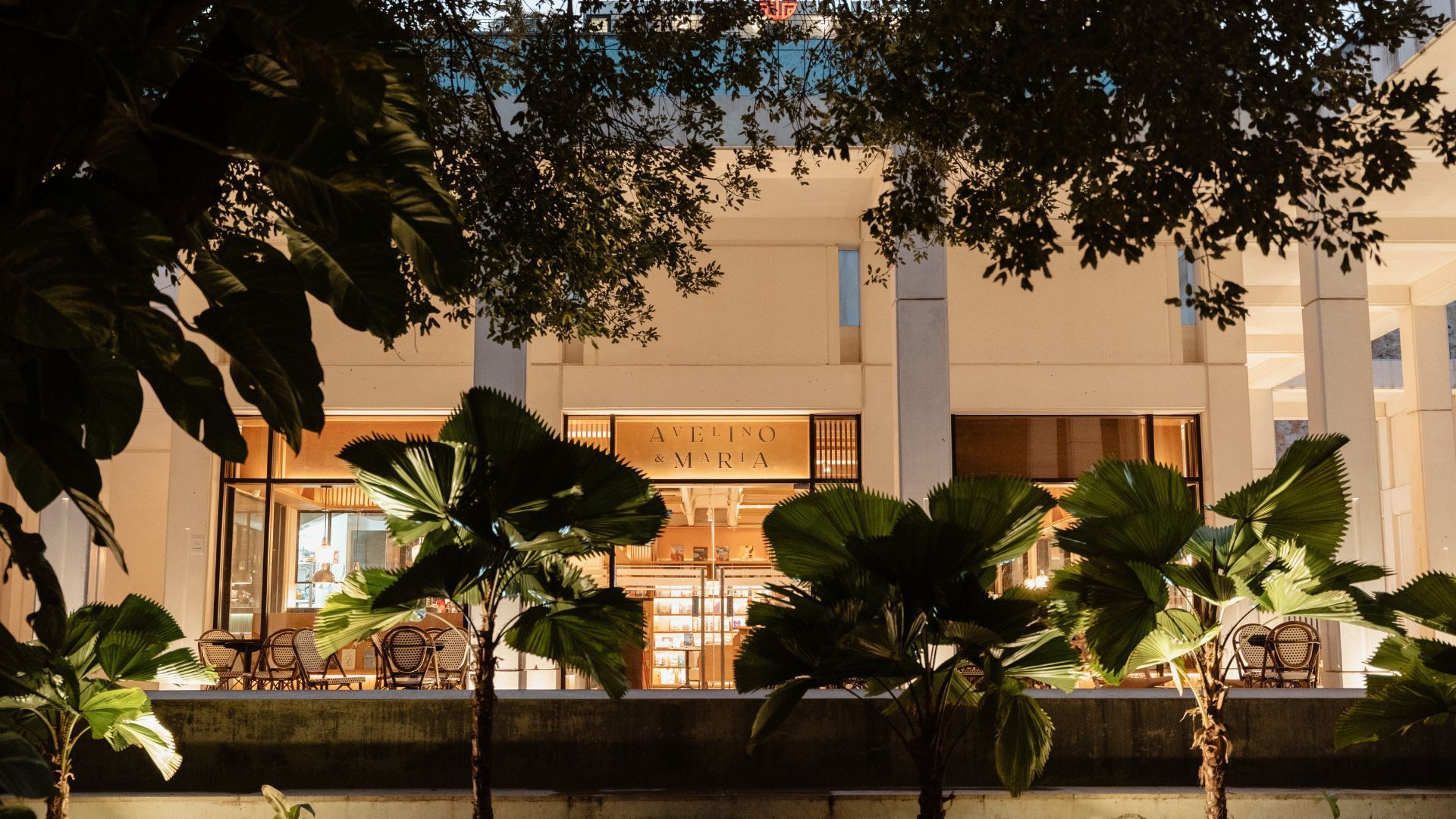 Avelino & María: Un spot romántico para cenar en Paseo de Montejo en Mérida