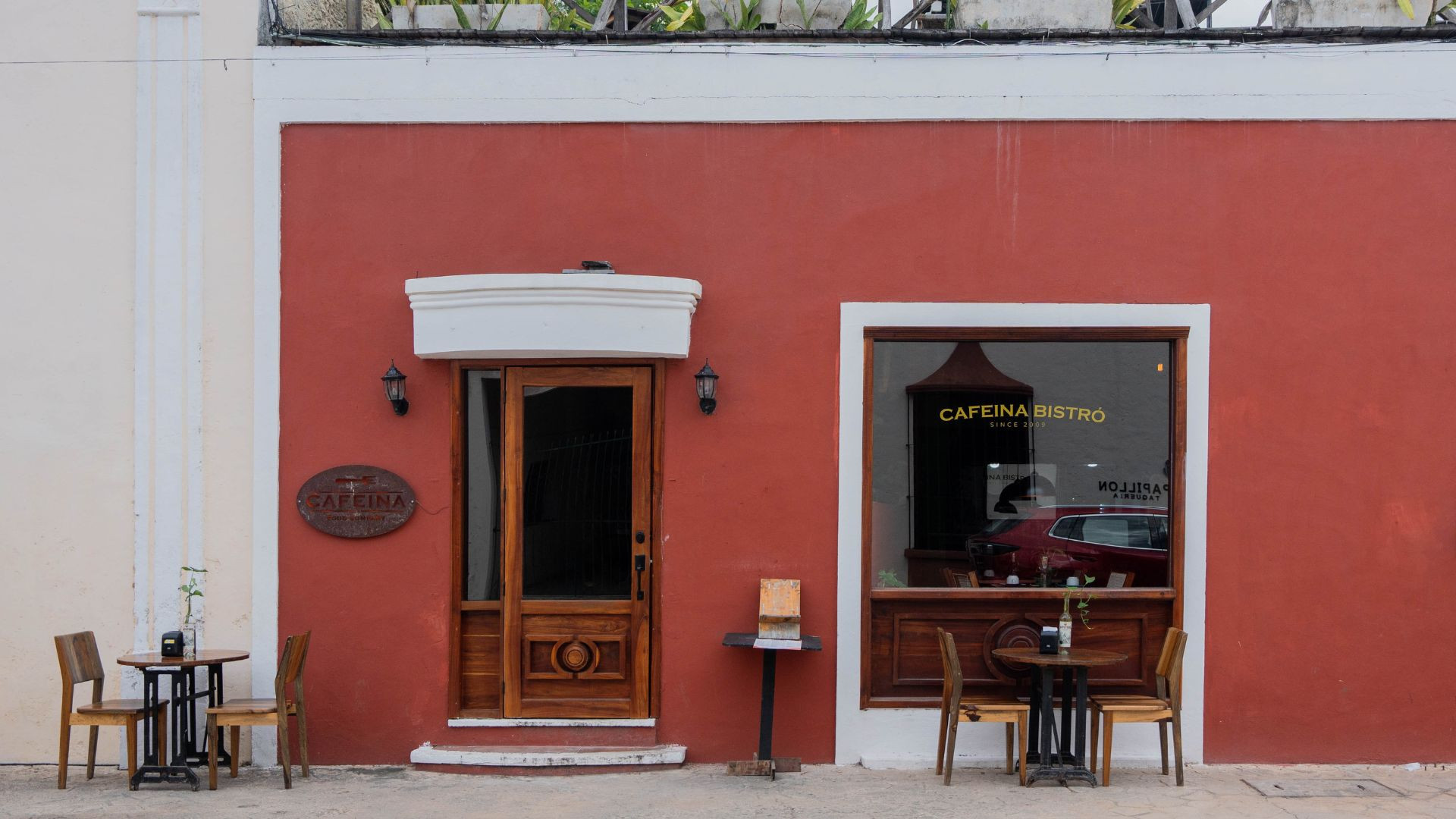 Cafeína Bistró: Un acogedor spot gastronómico en la Calzada de los Frailes