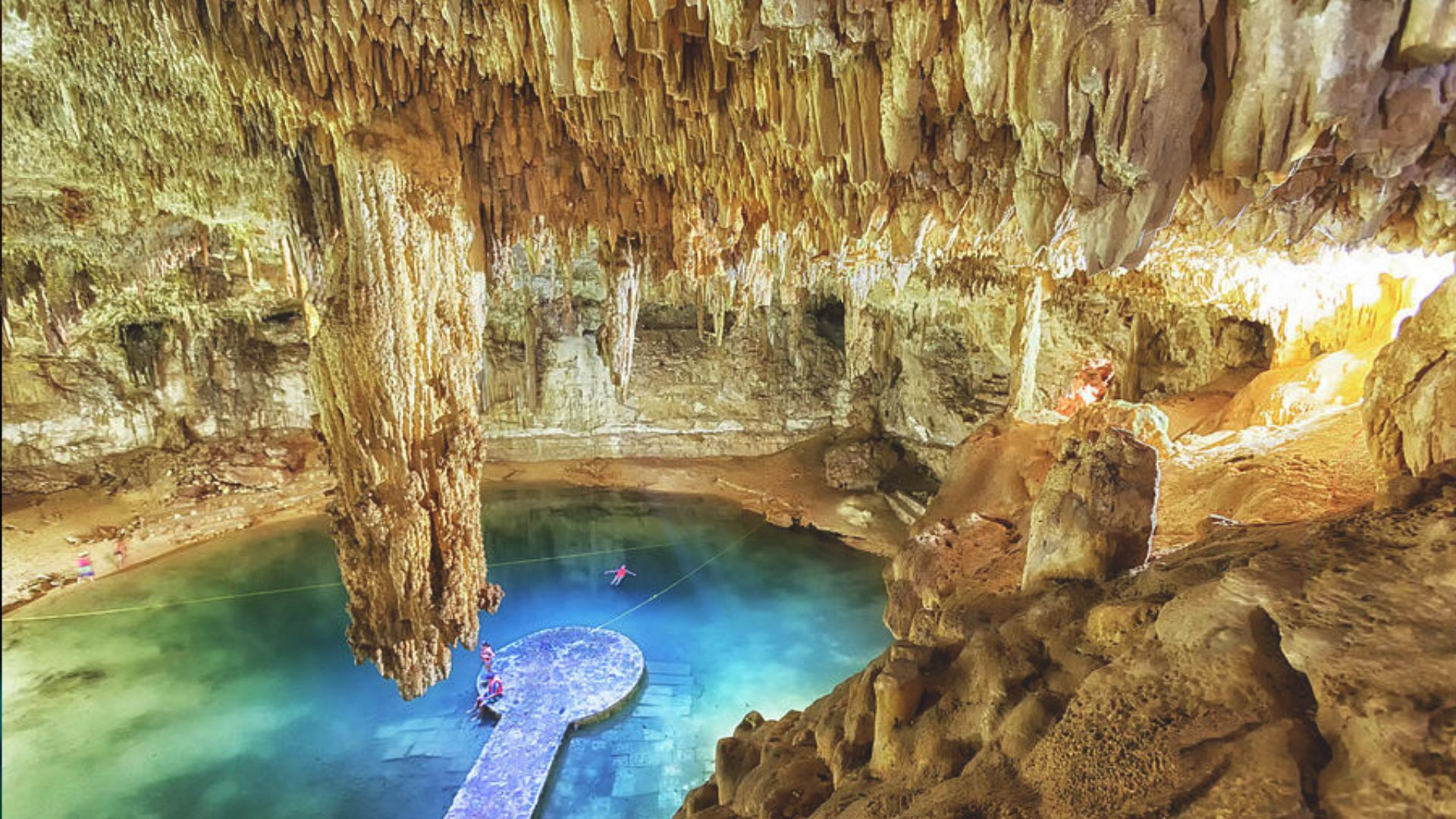 ¿Cuáles son los cenotes más espectaculares de la península de Yucatán?