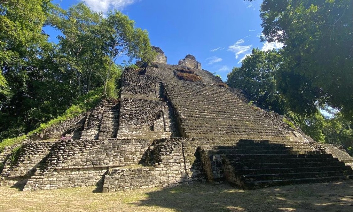 Dzibanché, Las Ruinas Mayas que parecen sacadas de una película de aventuras