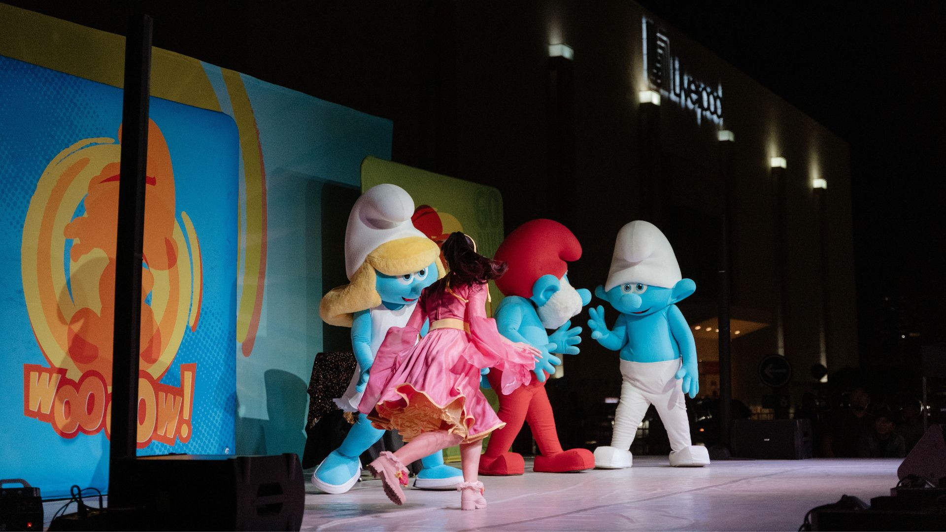 Galerías Mérida celebró a lo grande a la niñez yucateca con un show inolvidable de Los Pitufos