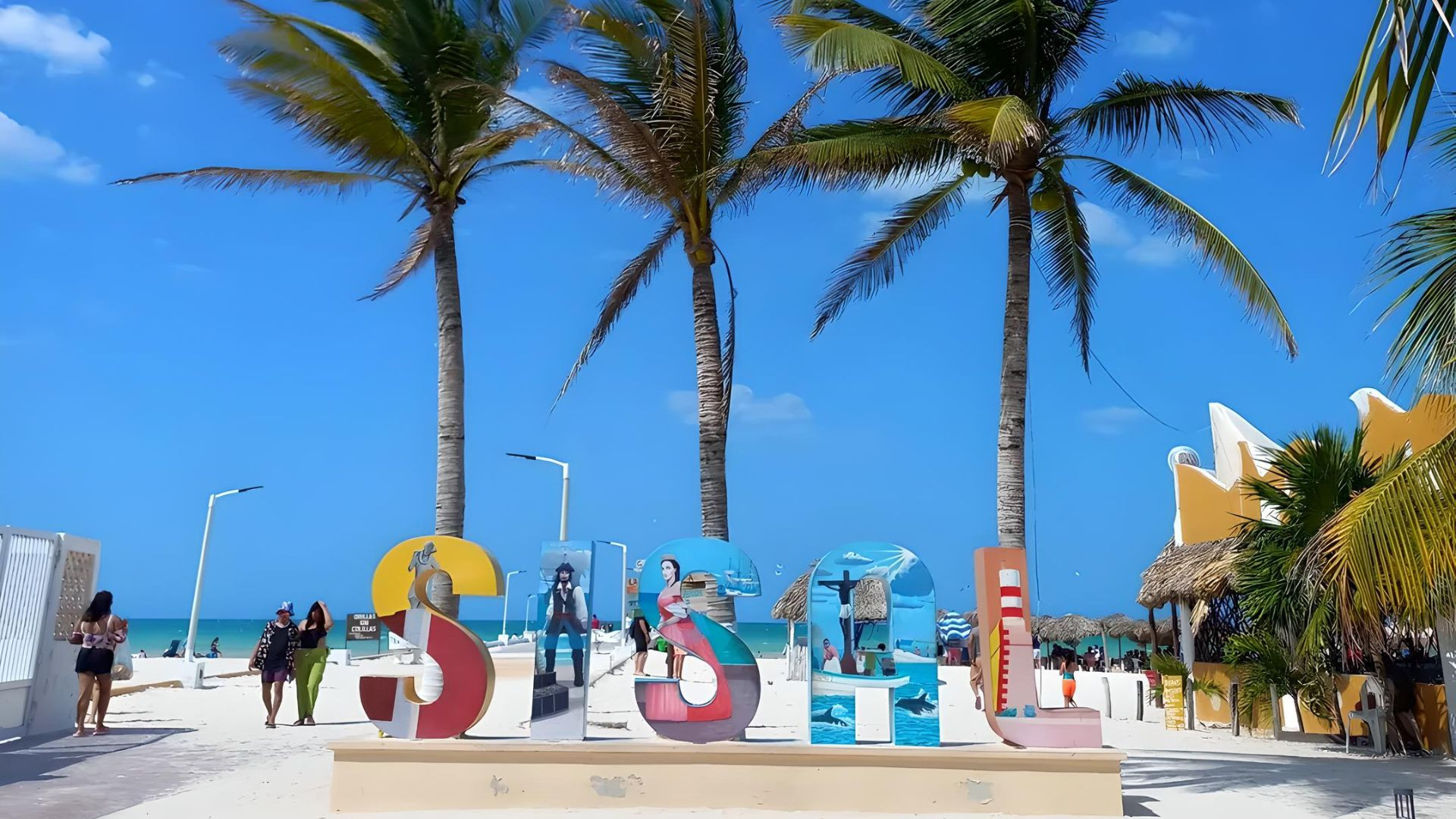 ¿Qué hace especial a la playa de Sisal?