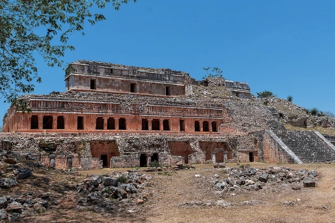 Sitios Arqueológicos de Yucatán