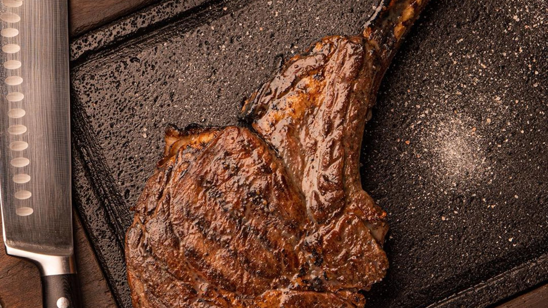 TOP 7: Spots para disfrutar un buen Tomahawk en Mérida